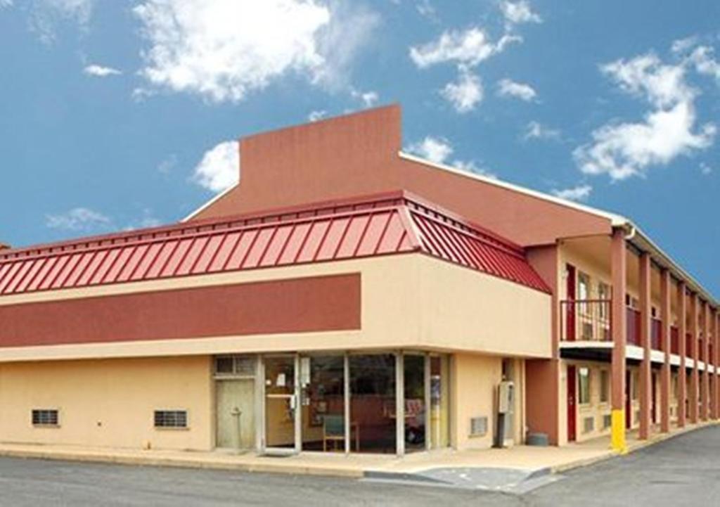 Econo Lodge Northeast Reading Eksteriør bilde