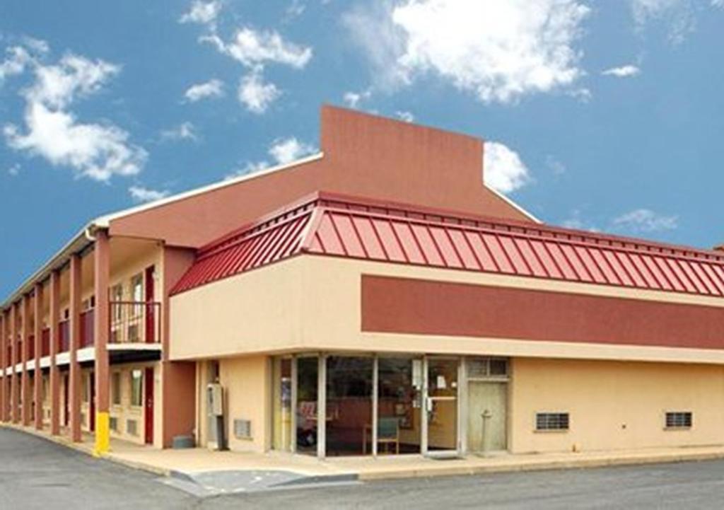 Econo Lodge Northeast Reading Eksteriør bilde